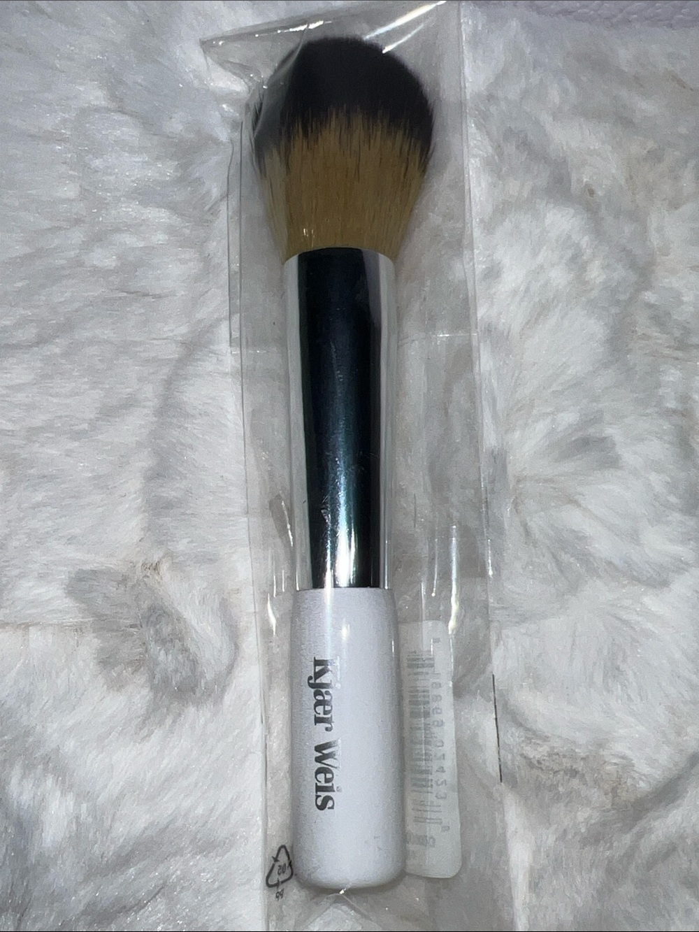 Kjaer Weis - Soft Powder & Powder Bronzer Brush